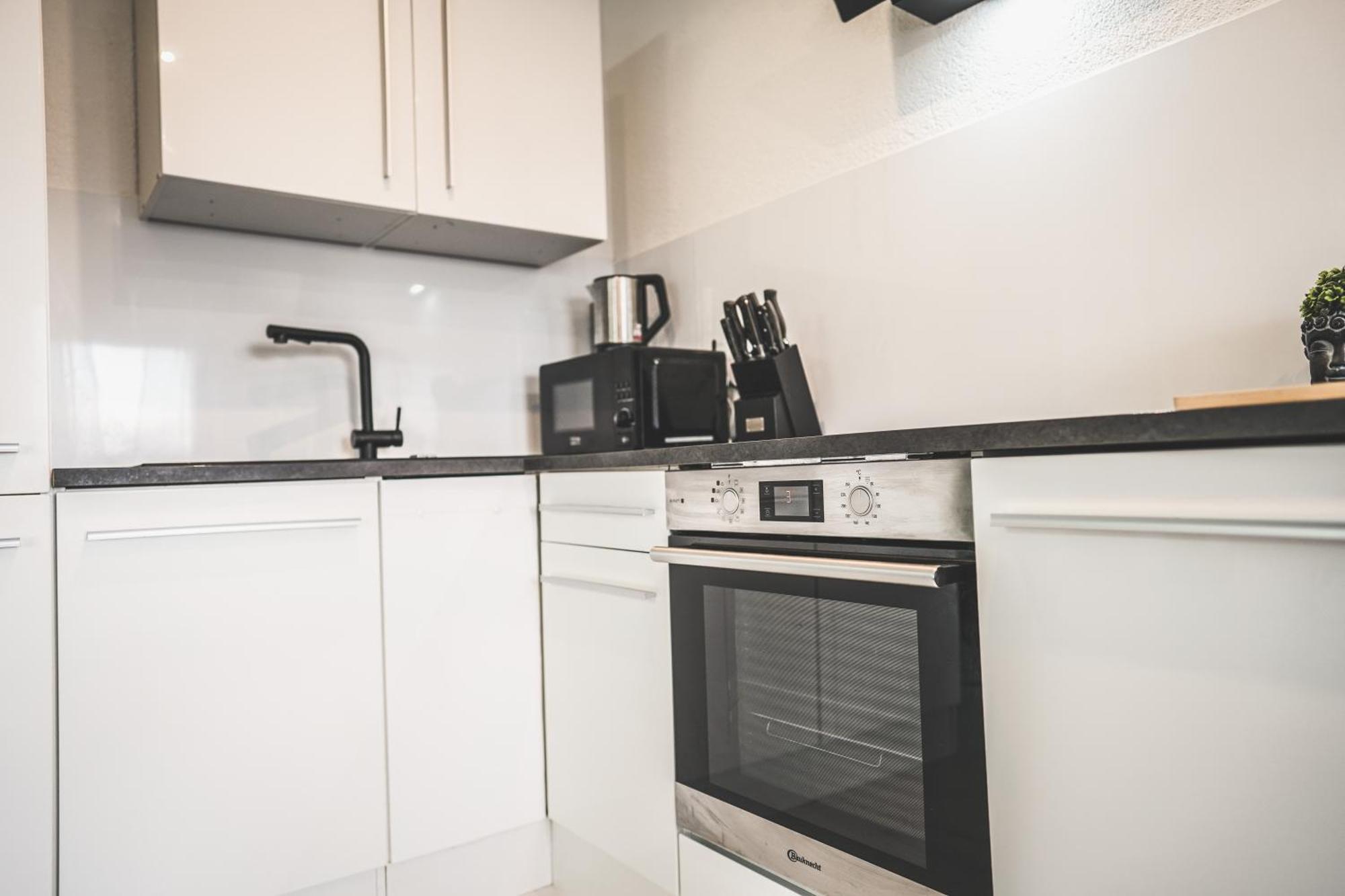 Luxus Maisonette Wohnung Am See, Wehome Premium Sankt Leon-Rot Exterior photo