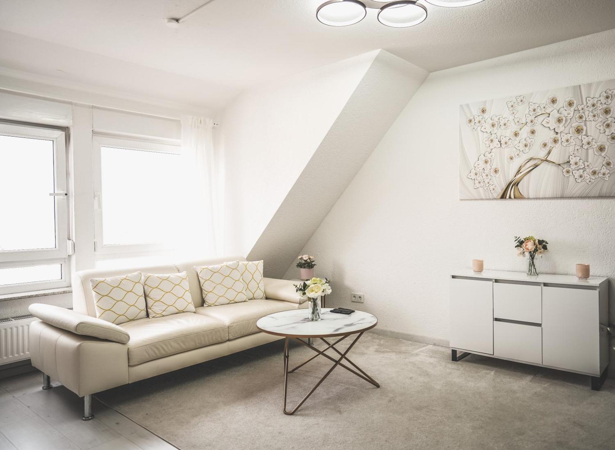 Luxus Maisonette Wohnung Am See, Wehome Premium Sankt Leon-Rot Exterior photo